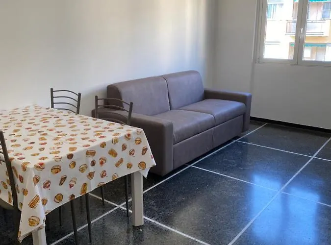 Home Rapallo Apartman